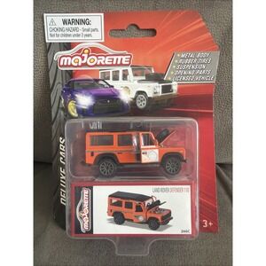 Majorette Deluxe Cars Land Rover Defender 110 with Opening Hood & Doors